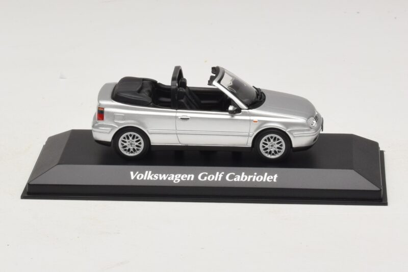 Volkswagen Golf Mk4 Cabriolet Argent Maxichamps 1:43 940058331 Métal Moulé