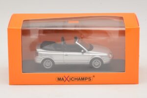 Volkswagen Golf Mk4 Cabriolet Argent Maxichamps 1:43 940058331 Métal Moulé — image 5 sur 5