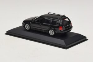 Volkswagen Golf Mk4 Variant Sport Highline BBS Edition Noir Minichamps 1:43 GOLF008 Métal Moulé — image 3 sur 5