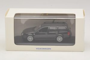 Volkswagen Golf Mk4 Variant Sport Highline BBS Edition Noir Minichamps 1:43 GOLF008 Métal Moulé — image 5 sur 5