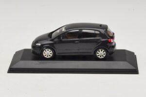 Volkswagen Golf Plus Mk5 Noir Minichamps 1:43 GOLF007 Métal Moulé