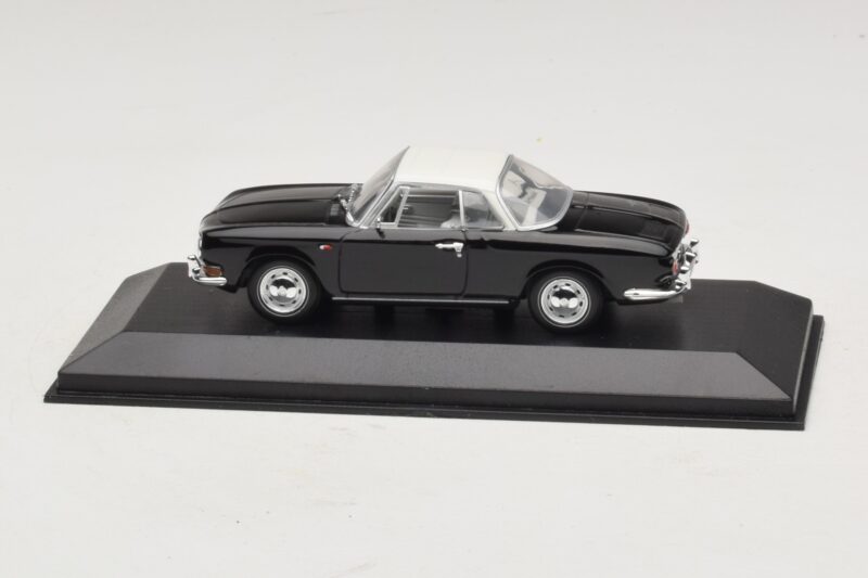 Volkswagen Karmann Ghia Noir avec toit blanc Minichamps 1:43 430050224 Métal Moulé