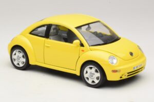 Volkswagen New Beetle A4 Jaune Bburago 1:18 3302 Métal Moulé — image 6 sur 8
