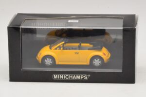 Volkswagen New Beetle Cabriolet Jaune Minichamps 1:43 BEETLE002 Métal Moulé — image 5 sur 5
