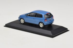 Volkswagen Polo 9N3 Bleu Minichamps 1:43 POLO001 Métal Moulé — image 3 sur 5