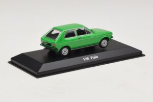Volkswagen Polo Mk1 Vert Maxichamps 1:43 940050501 Métal Moulé — image 2 sur 5