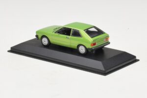 Volkswagen Scirocco Mk1 Vert Métallisé Boîte de Remplacement Maxichamps 1:43 940050420-R1 Métal Moulé — image 3 sur 5