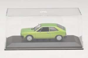 Volkswagen Scirocco Mk1 Vert Métallisé Boîte de Remplacement Maxichamps 1:43 940050420-R1 Métal Moulé — image 4 sur 5