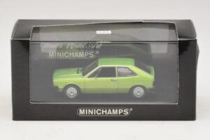Volkswagen Scirocco Mk1 Vert Métallisé Boîte de Remplacement Maxichamps 1:43 940050420-R1 Métal Moulé — image 5 sur 5