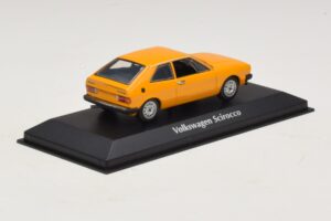 Volkswagen Scirocco Mk1 Jaune Maxichamps 1:43 940050424 Métal Moulé — image 2 sur 5