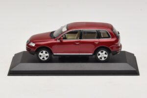 Volkswagen Touareg 7L Rouge Minichamps 1:43 TOUAREG003 Métal Moulé