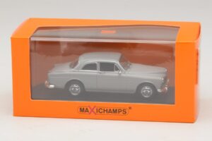 Volvo 121 Amazon Gris Maxichamps 1:43 940171000 Métal Moulé — image 5 sur 5