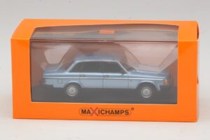 Volvo 240 GL Blue Metallic Maxichamps 1:43 940171400 Métal Moulé — image 5 sur 5
